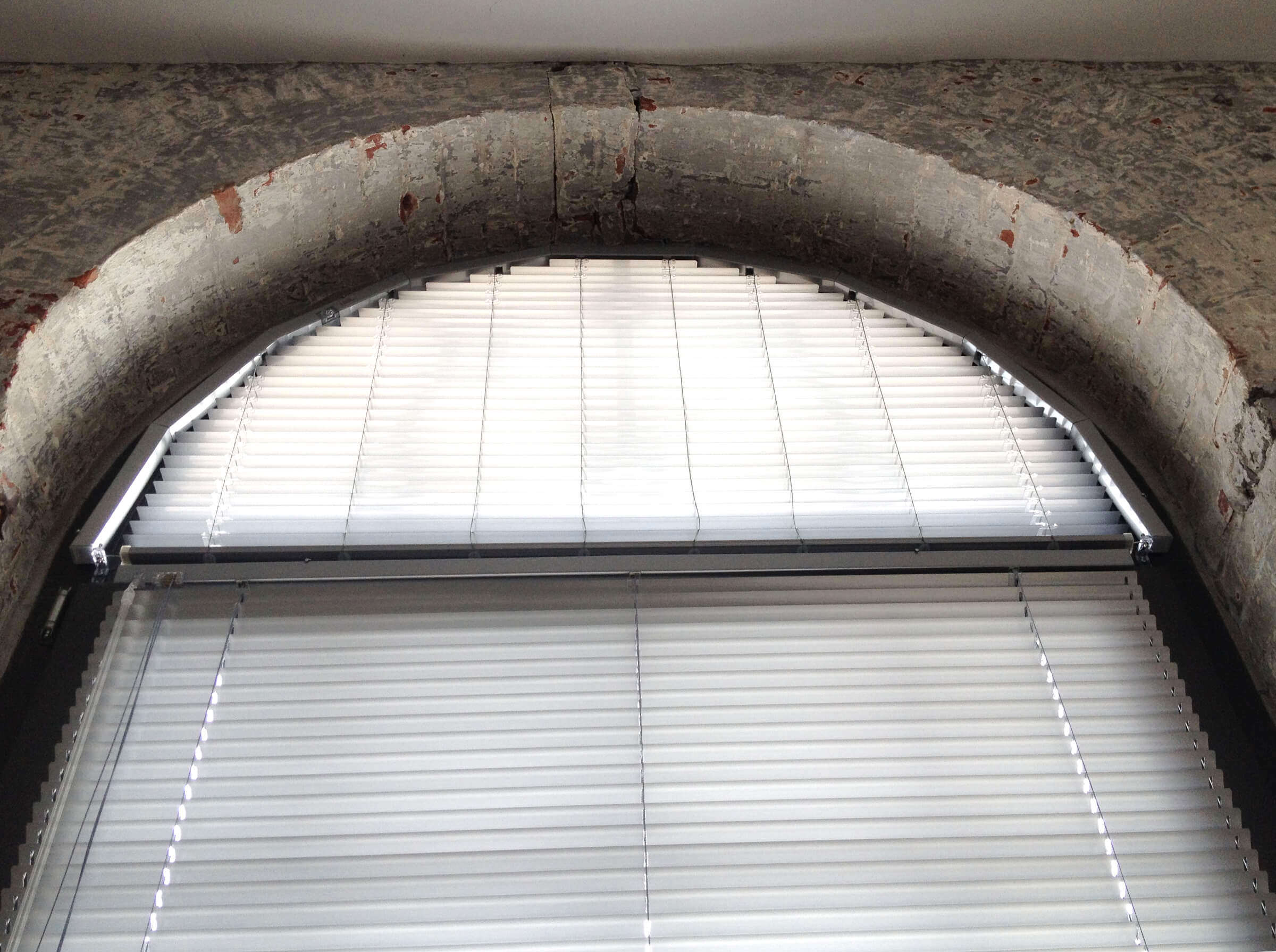 Sonderformen für Jalousien - Jalousien für jeden Fenster, garantiert!