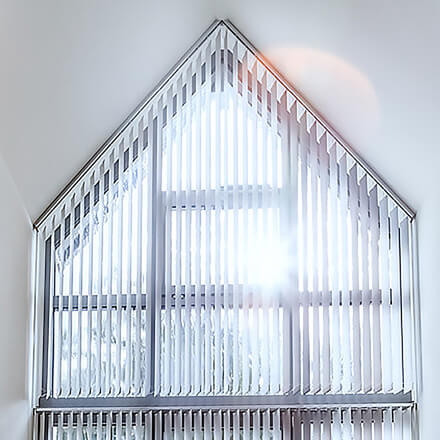 Lichtdurchlässiger Fenstervorhang Aluminium Riffelblech 