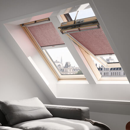Sonnenschutz Velux für Dachfenster Lichtschutz | & JalouCity